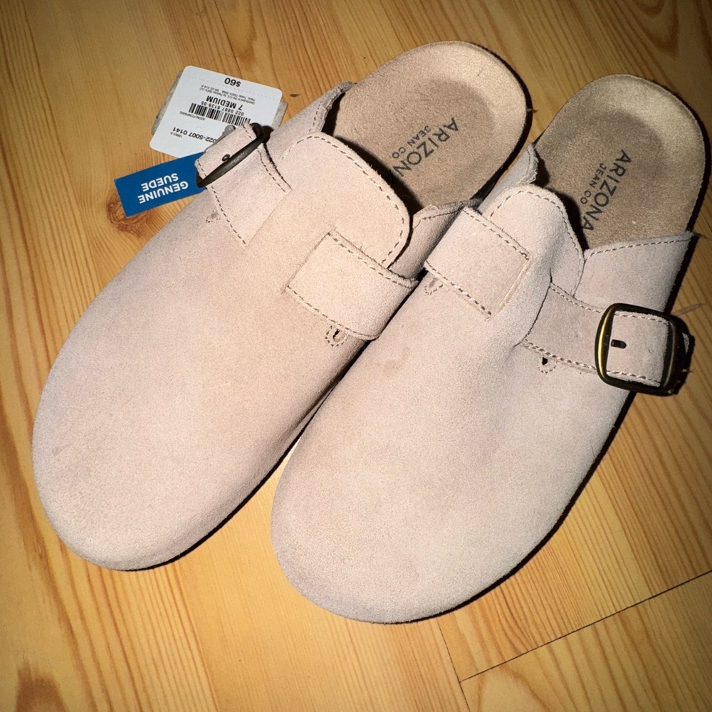 NWT Arizona Women's Beige Suede Buckle Mules - Picture 5 of 9